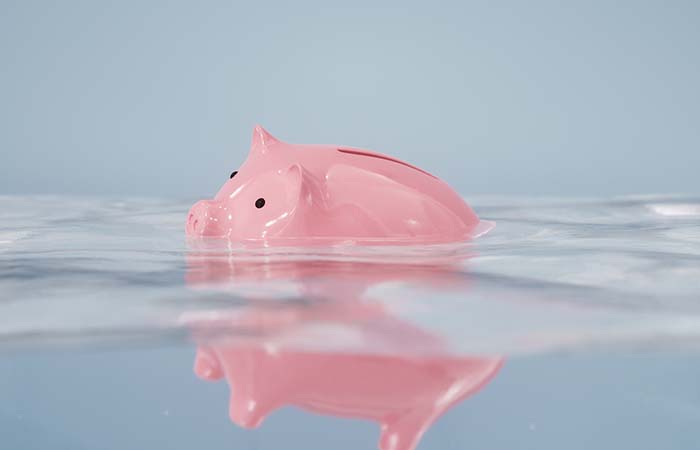 sinking-piggy-bank-summary