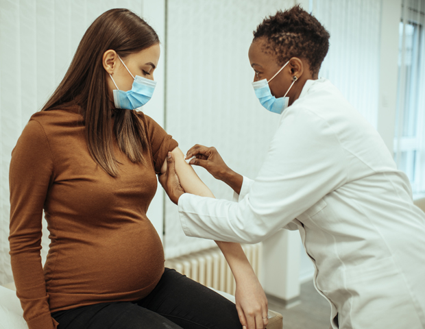 pregnant woman vaccine_s.jpg